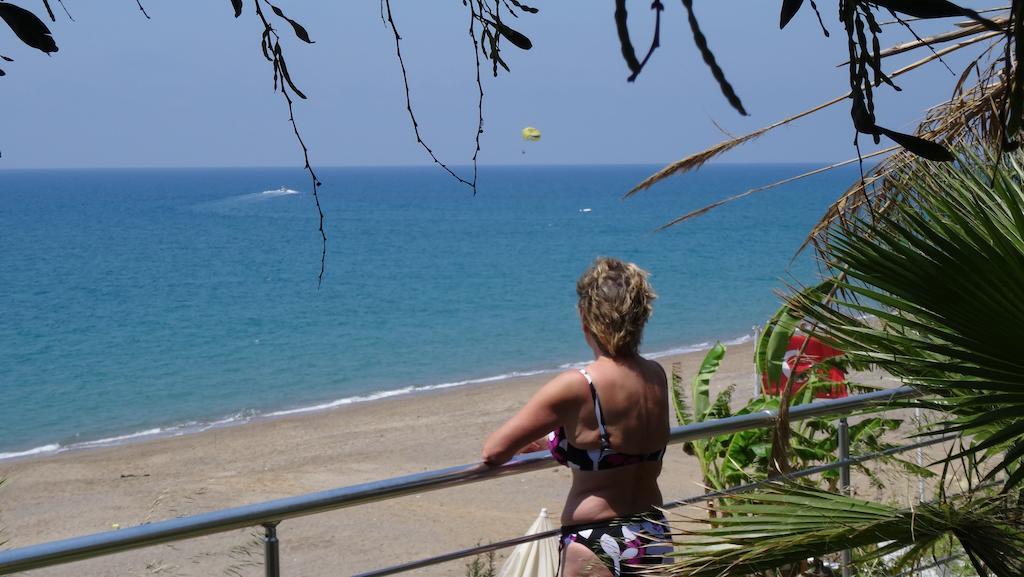 Mavi Cennet Camping Caravan Kizilot Exterior photo